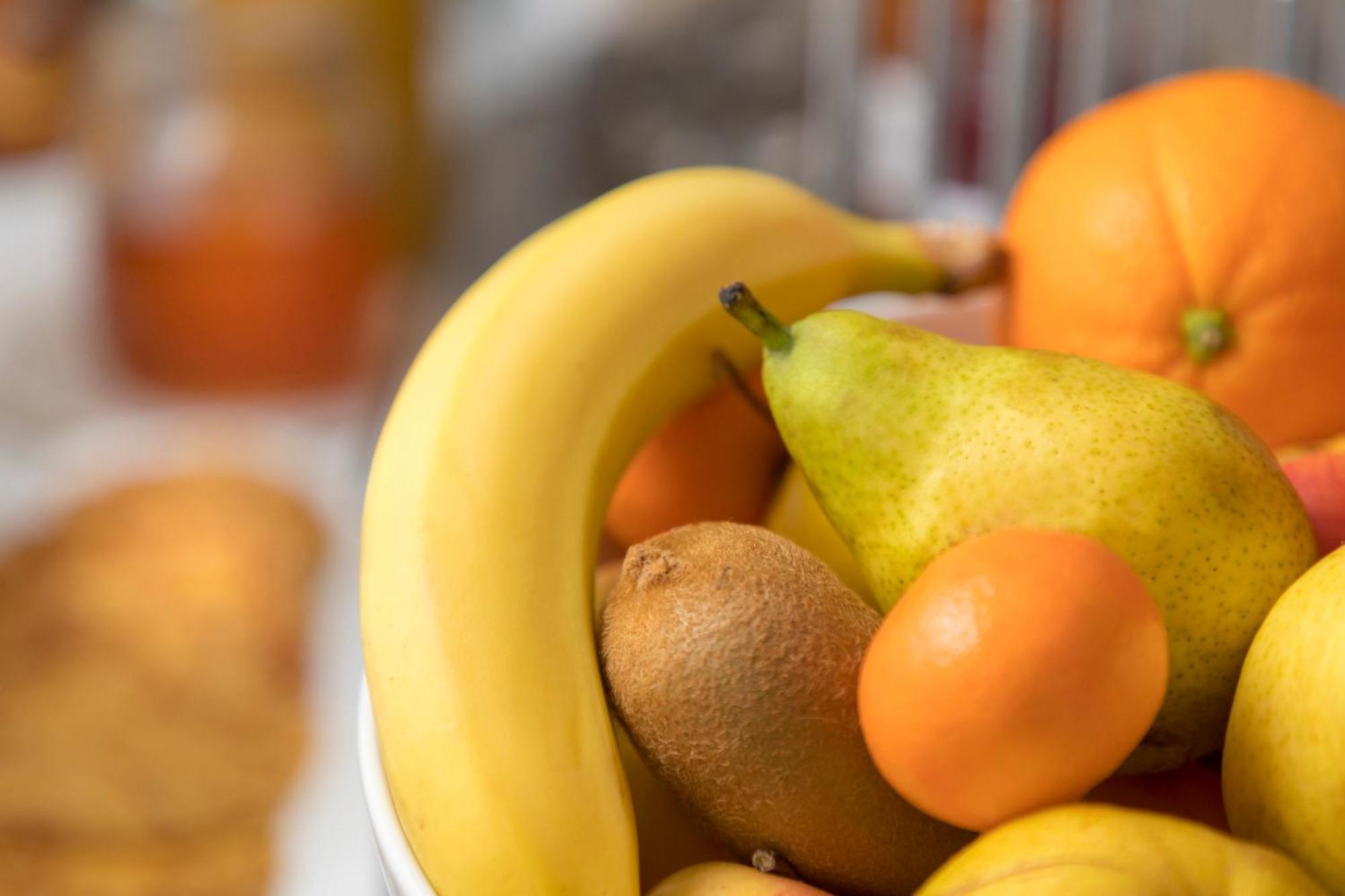 Libertel Canal Saint Martin Paris