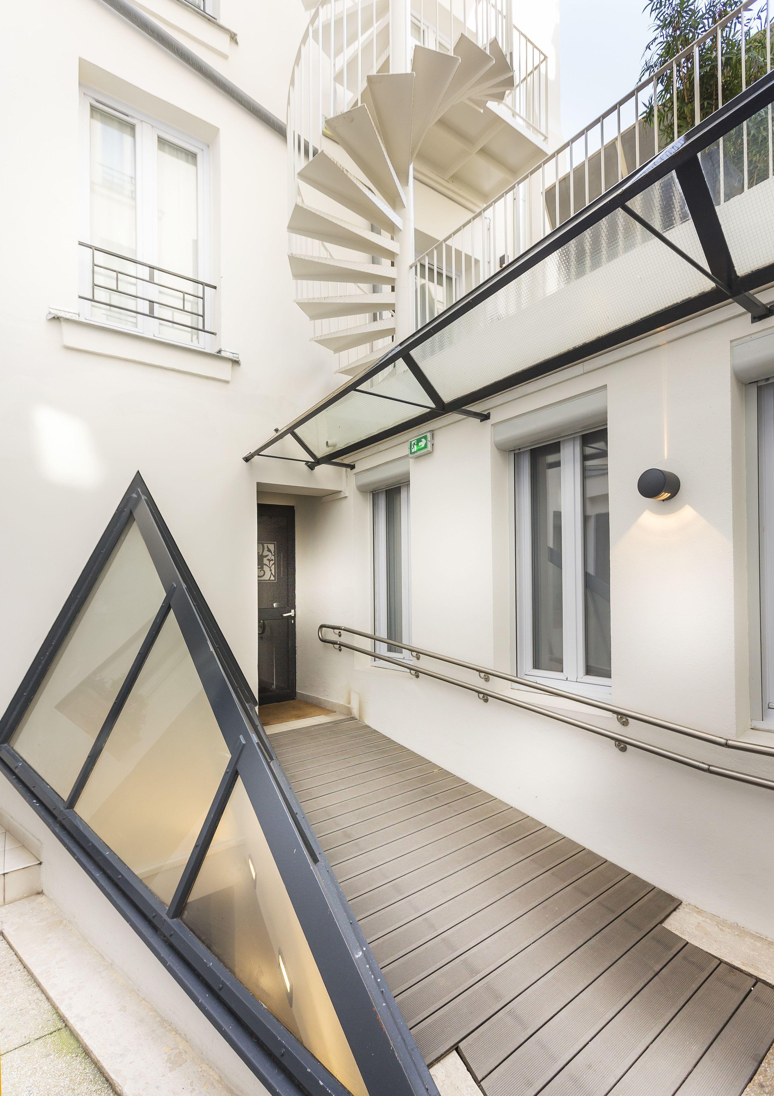 Hotel Libertel Canal Saint Martin