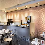 Hotel Libertel Canal Saint Martin 3*