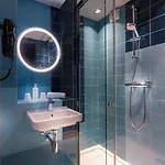 Hotel Libertel Canal Saint Martin 3*