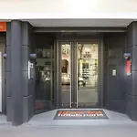 Hotel Libertel Canal Saint Martin 3*