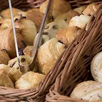 Libertel Canal Saint Martin